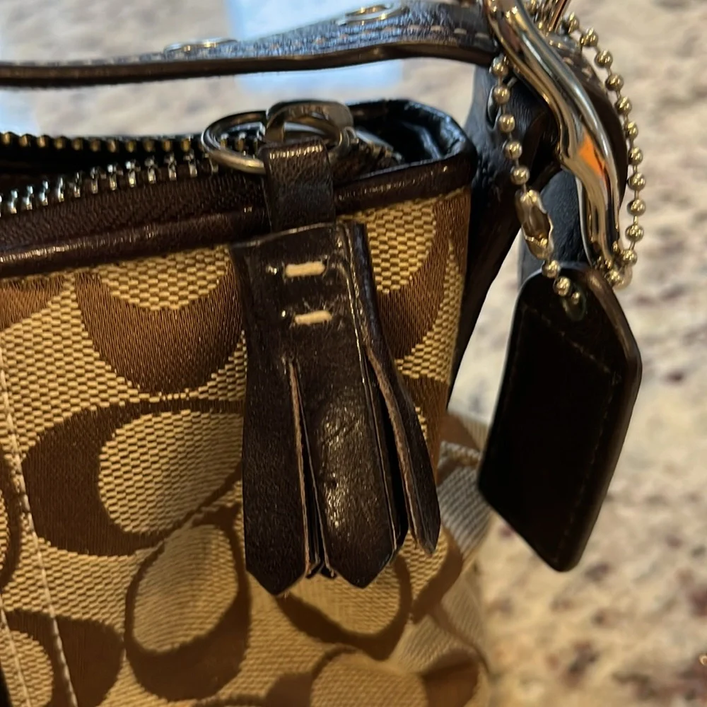Coach purse, brown and beige, short handle, practically new. - Picture 6 of 10